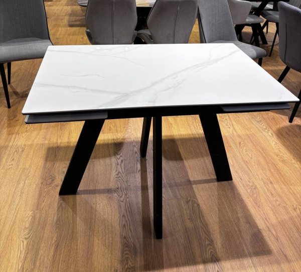 Стол DikLine DKM(SKM)110 Керамика Carrara Gloss (мрамор глянец белый)/подстолье черное/опоры черные