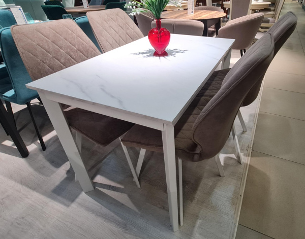 Стул DikLine 243 B5 LATTE поворотный, ножки белые